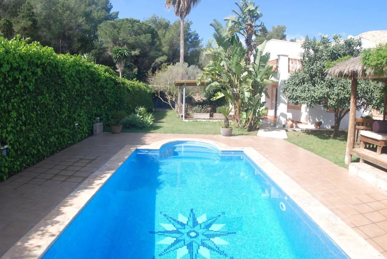 Can Pinato Cala Llonga  Villa
